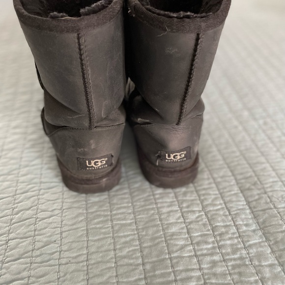 UGG black boots size 7 - Picture 2 of 9